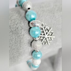 Hand Crafted Ice Blue Silver Beaded Snowflake Charm Bracelet 9 Inch